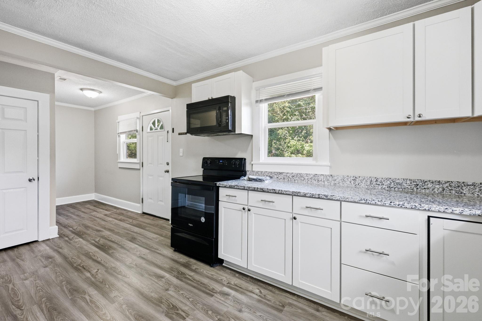 1006 W C Street Property Photo 17