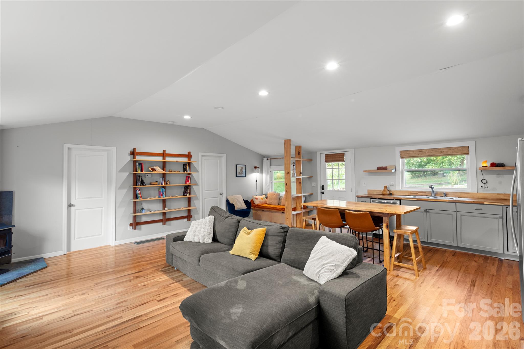 28 Long Cove Road Property Photo 4