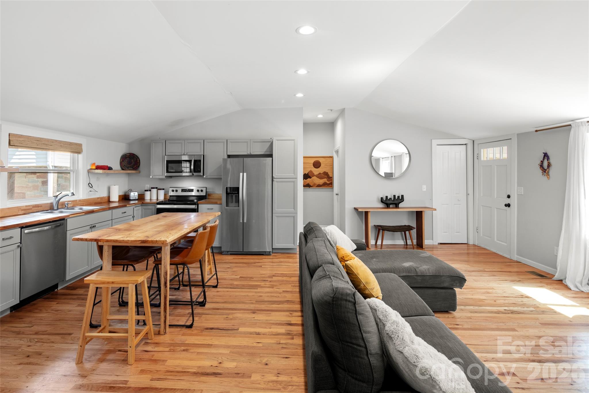 28 Long Cove Road Property Photo 6