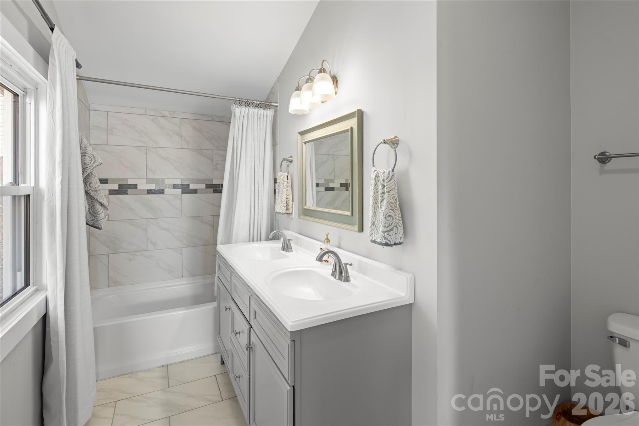 28 Long Cove Road Property Photo 13