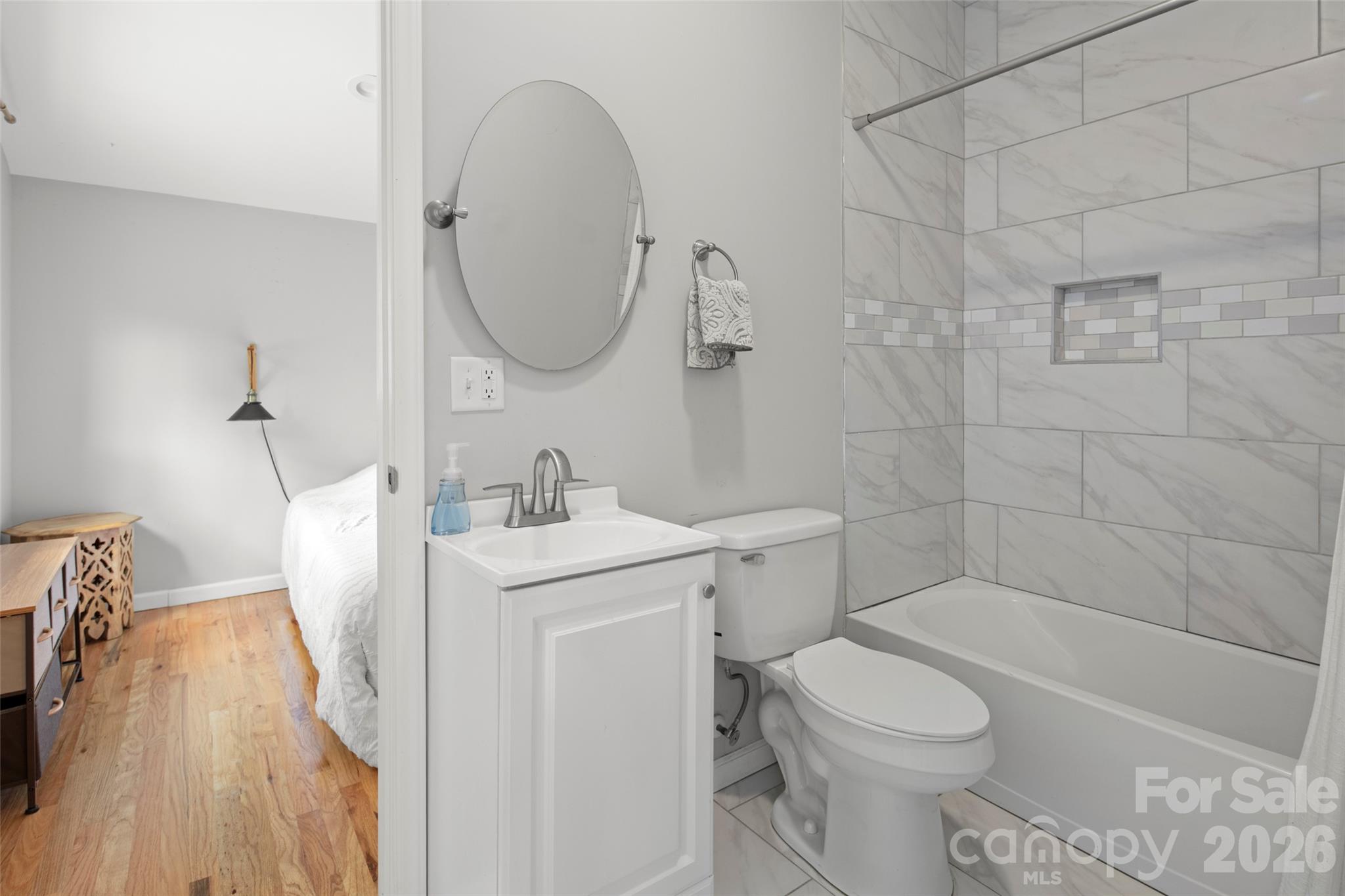 28 Long Cove Road Property Photo 15