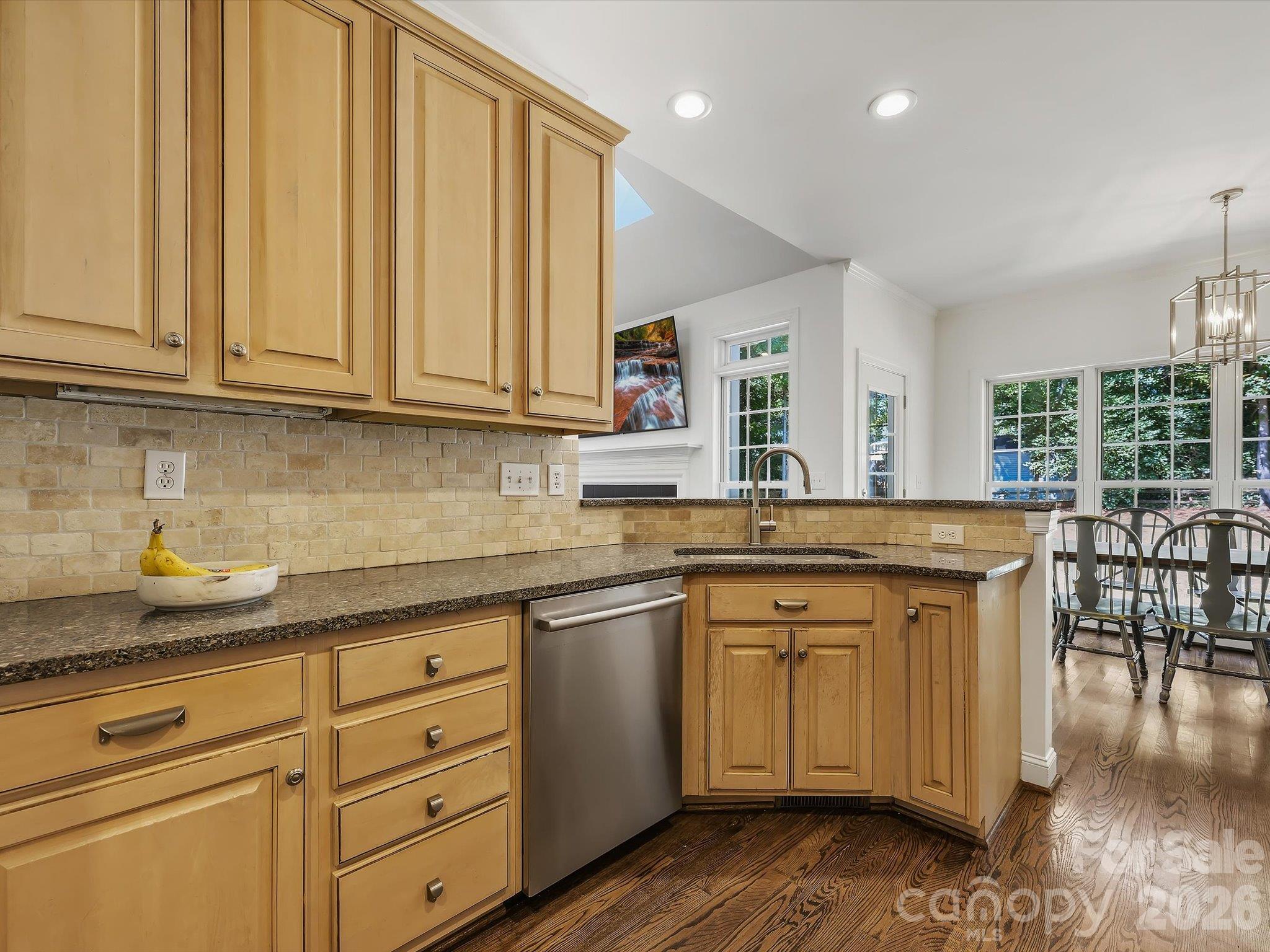 21325 Summerbrook Drive Property Photo 20