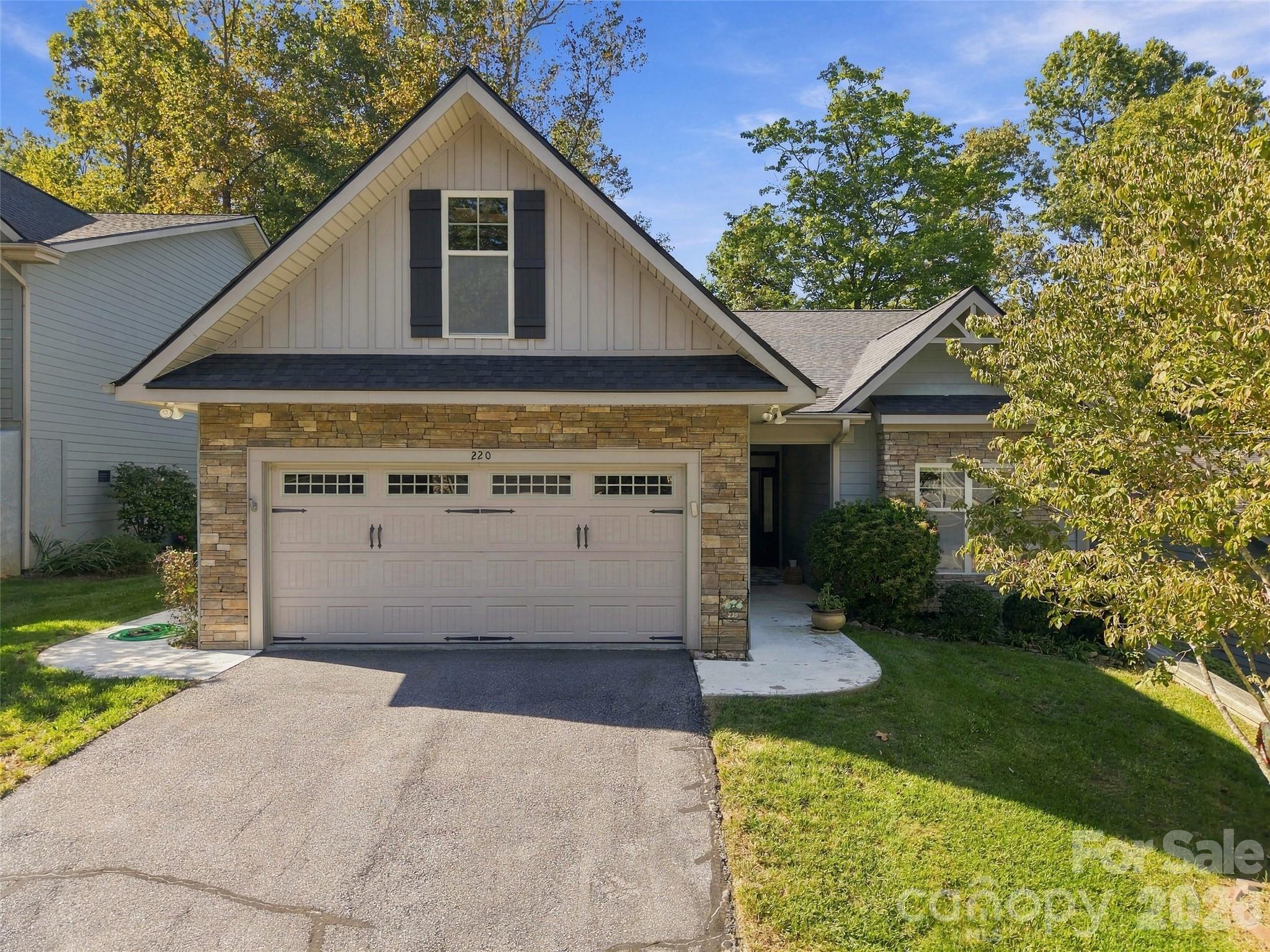 220 Waterside Drive Property Photo 1