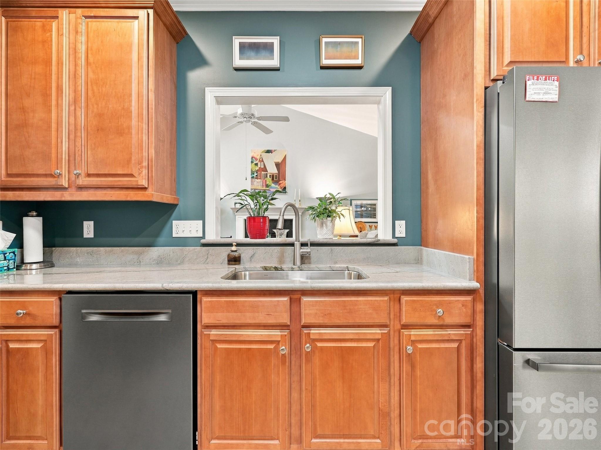 220 Waterside Drive Property Photo 11