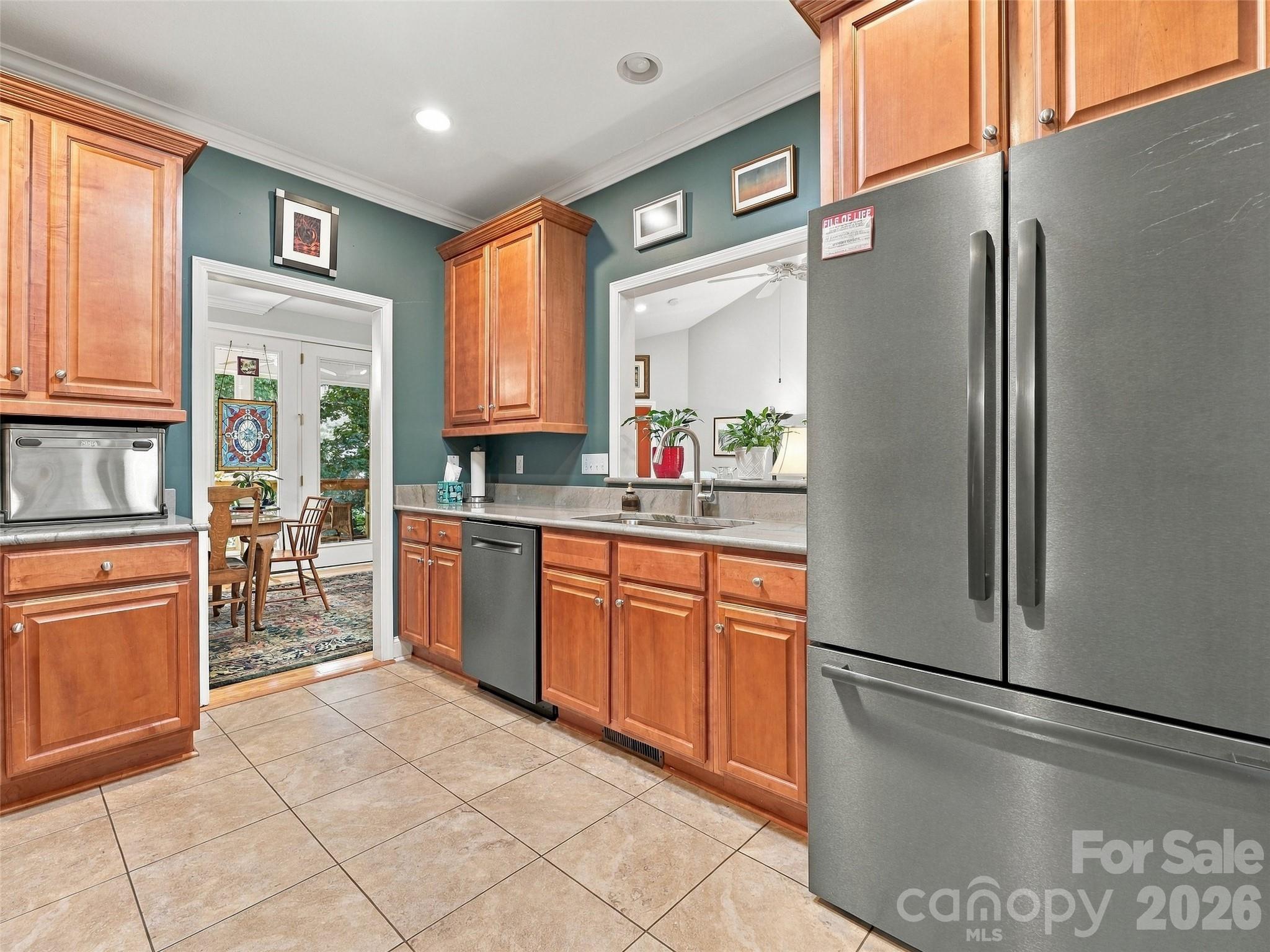 220 Waterside Drive Property Photo 13