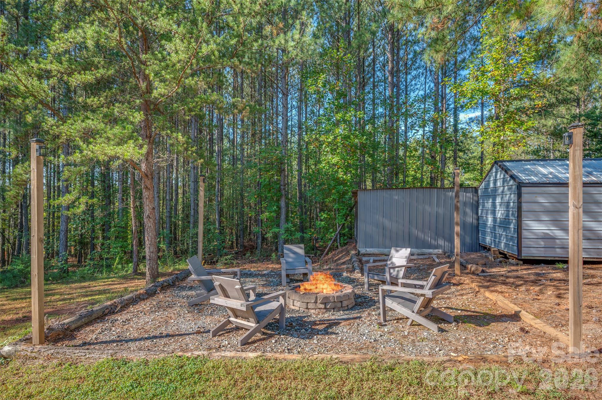 5238 Brooks Chapel Road Property Photo 5
