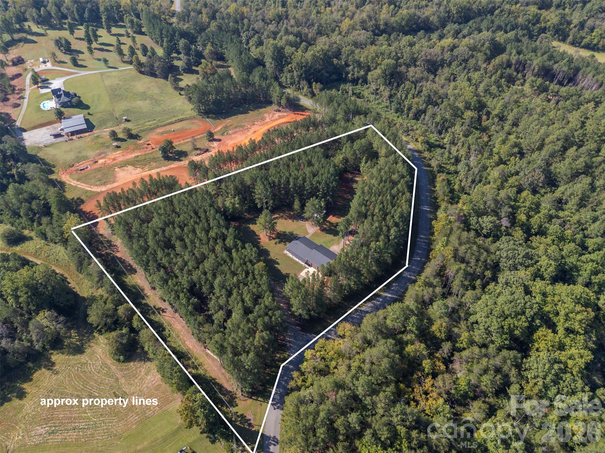 5238 Brooks Chapel Road Property Photo 6