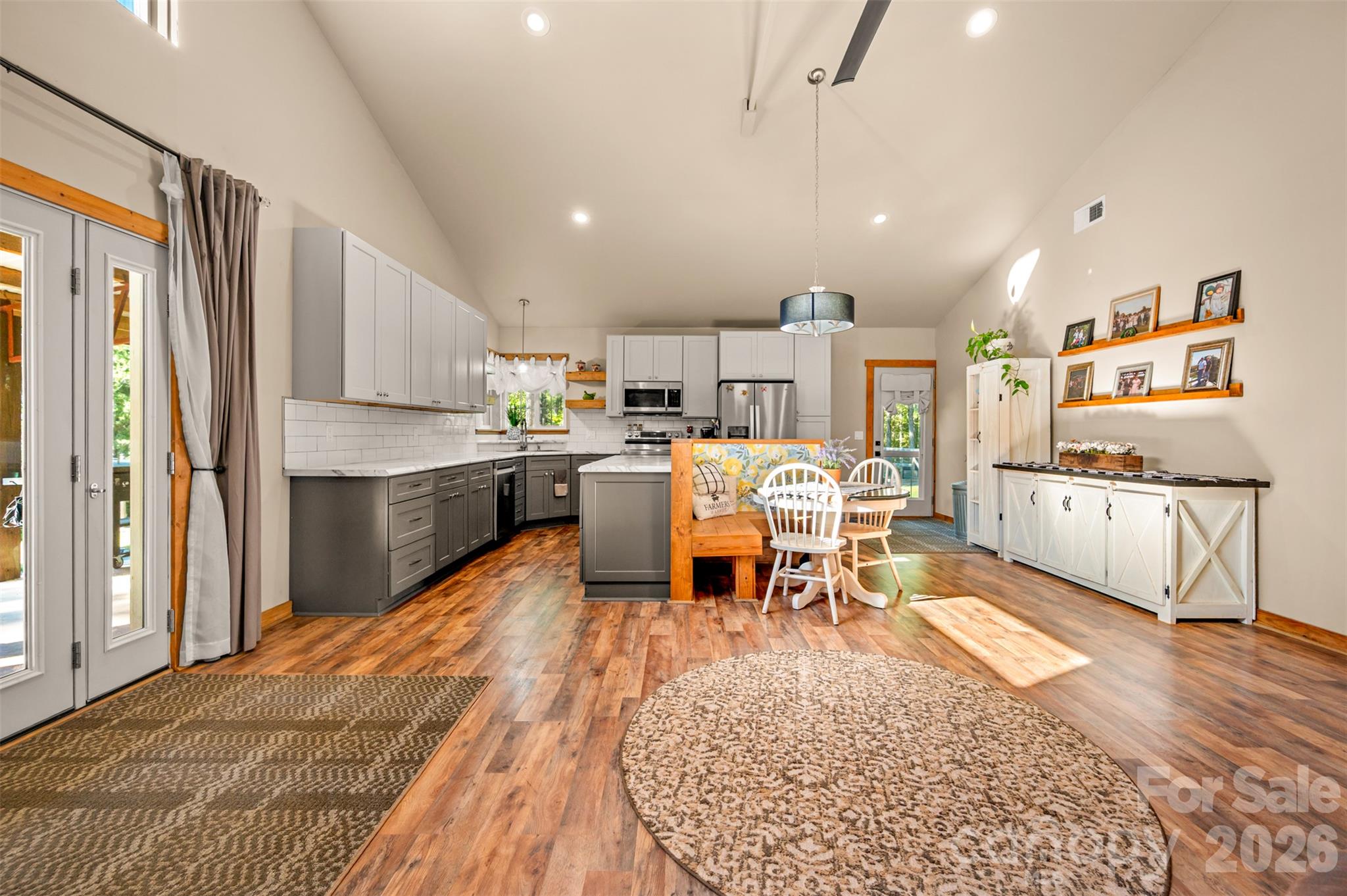 5238 Brooks Chapel Road Property Photo 10