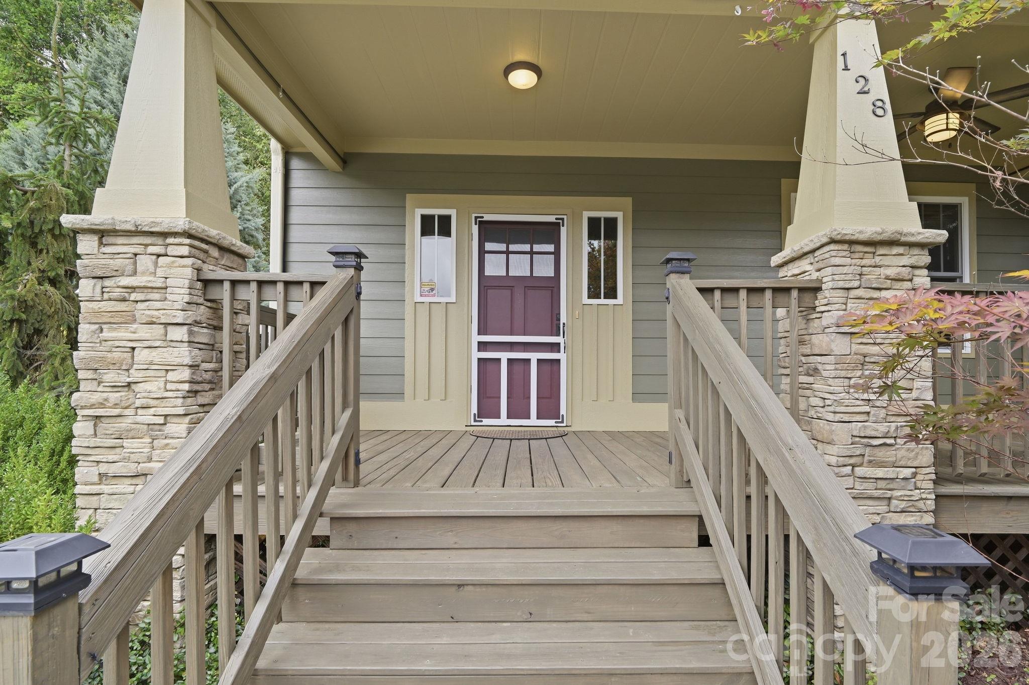 128 Estelle Park Drive Property Photo 4