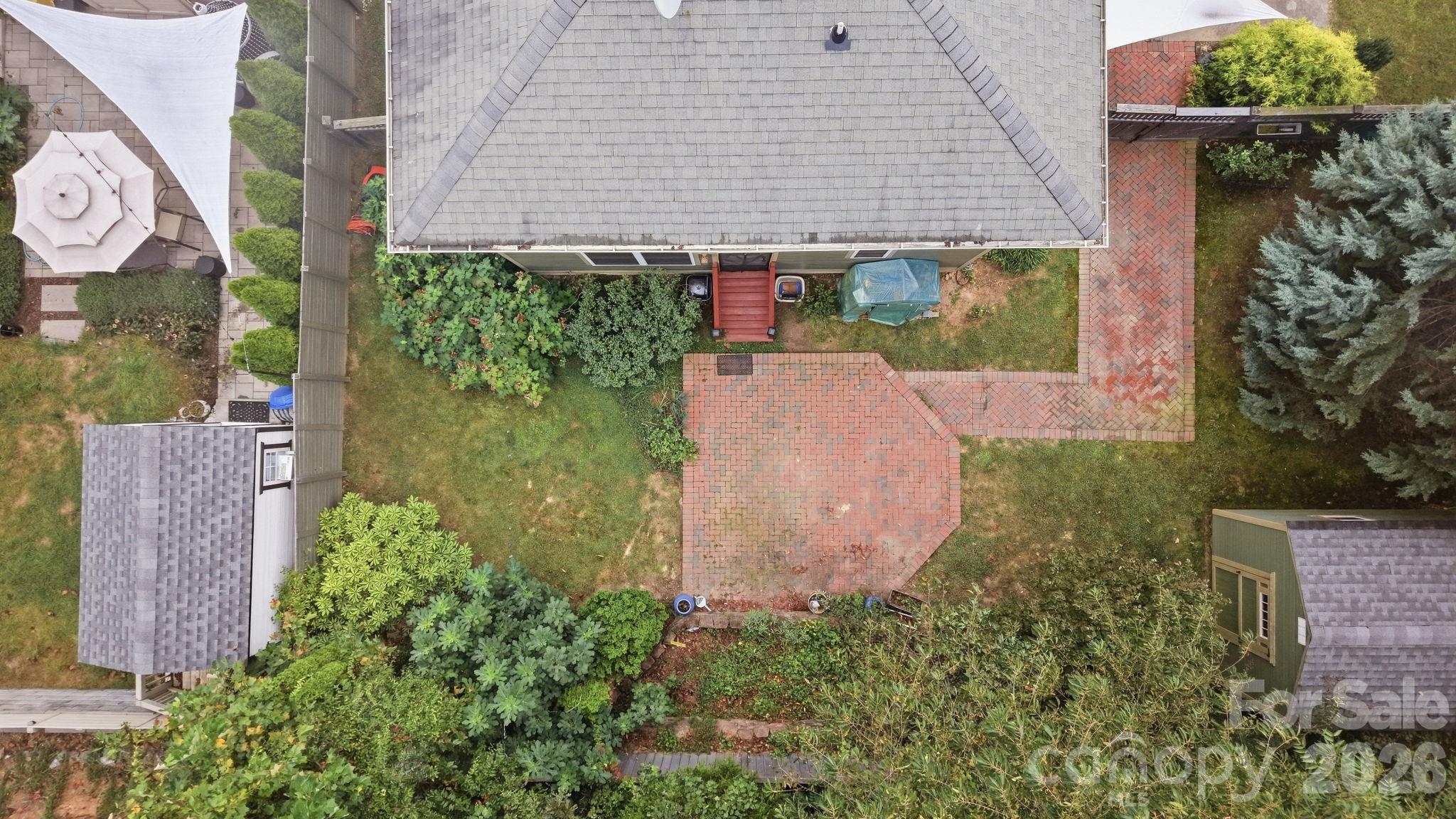 128 Estelle Park Drive Property Photo 13