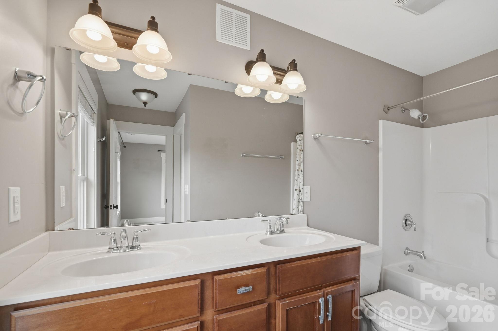 128 Estelle Park Drive Property Photo 33