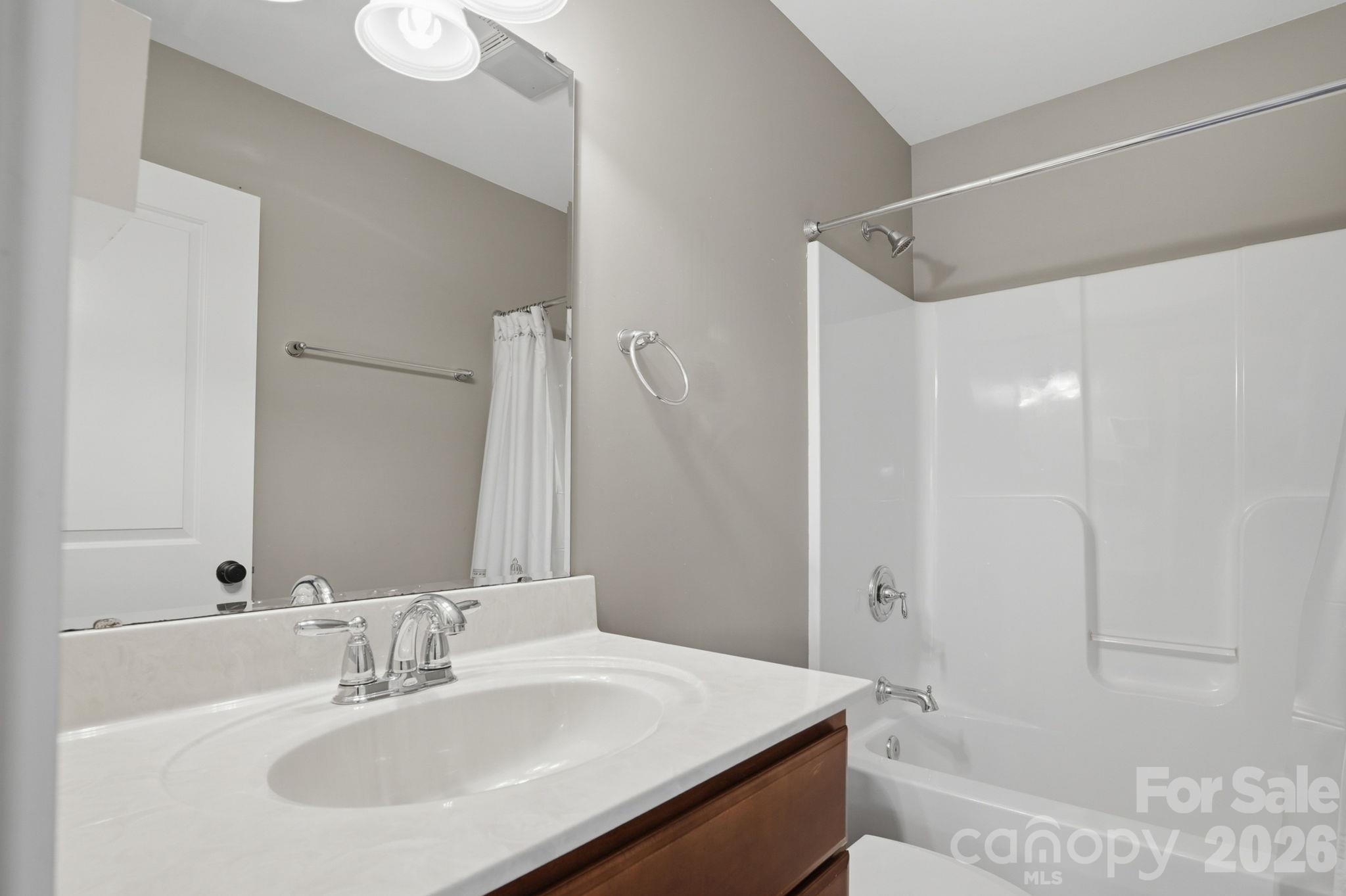 128 Estelle Park Drive Property Photo 40