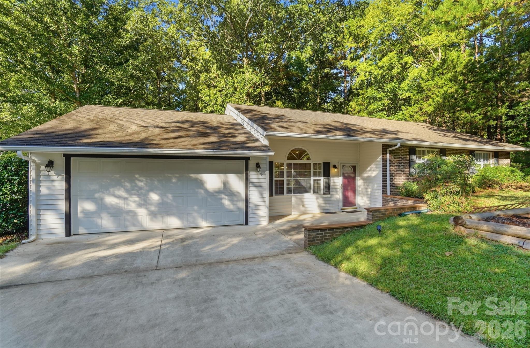 8004 Agape Lane Property Photo 6