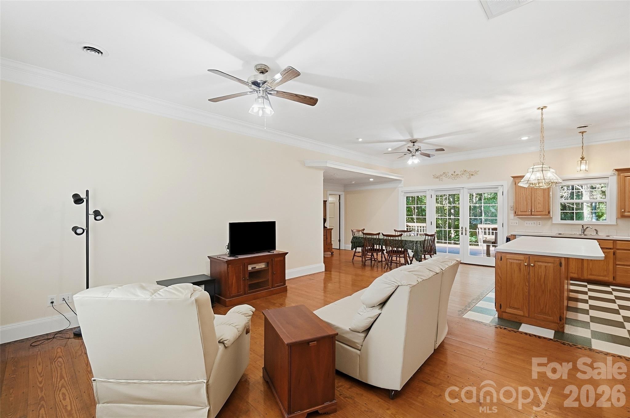 8004 Agape Lane Property Photo 11