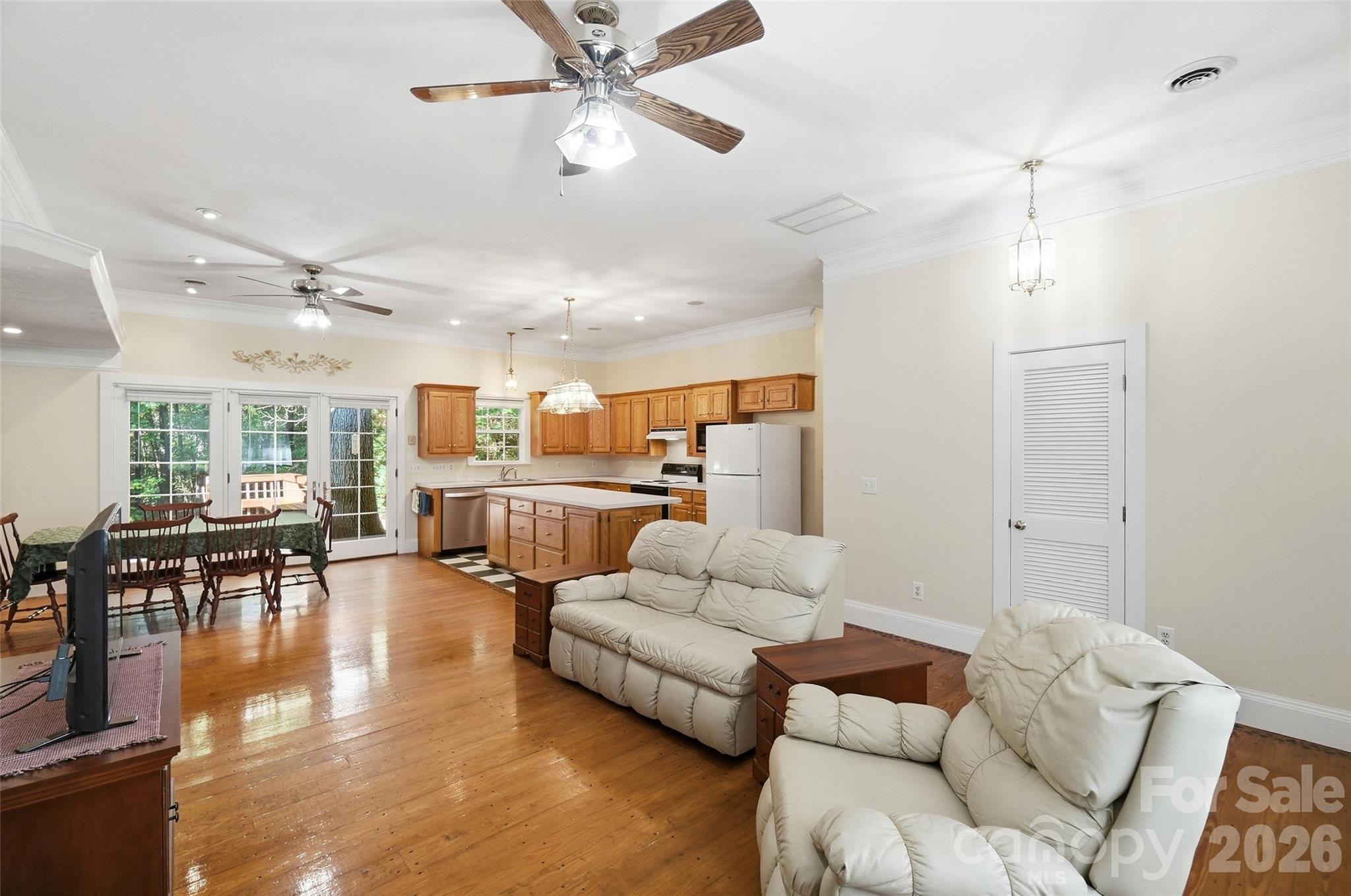 8004 Agape Lane Property Photo 15