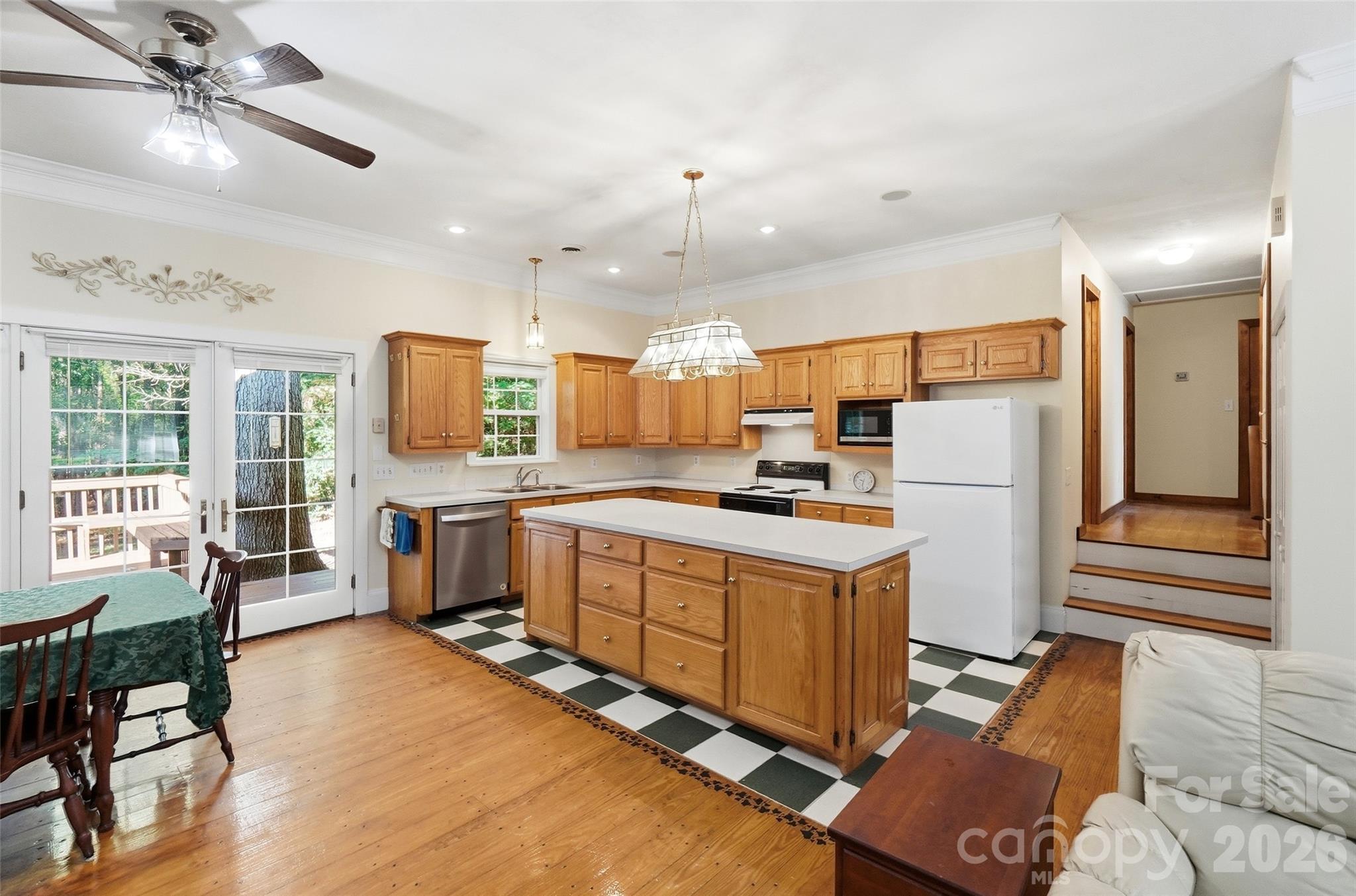 8004 Agape Lane Property Photo 16