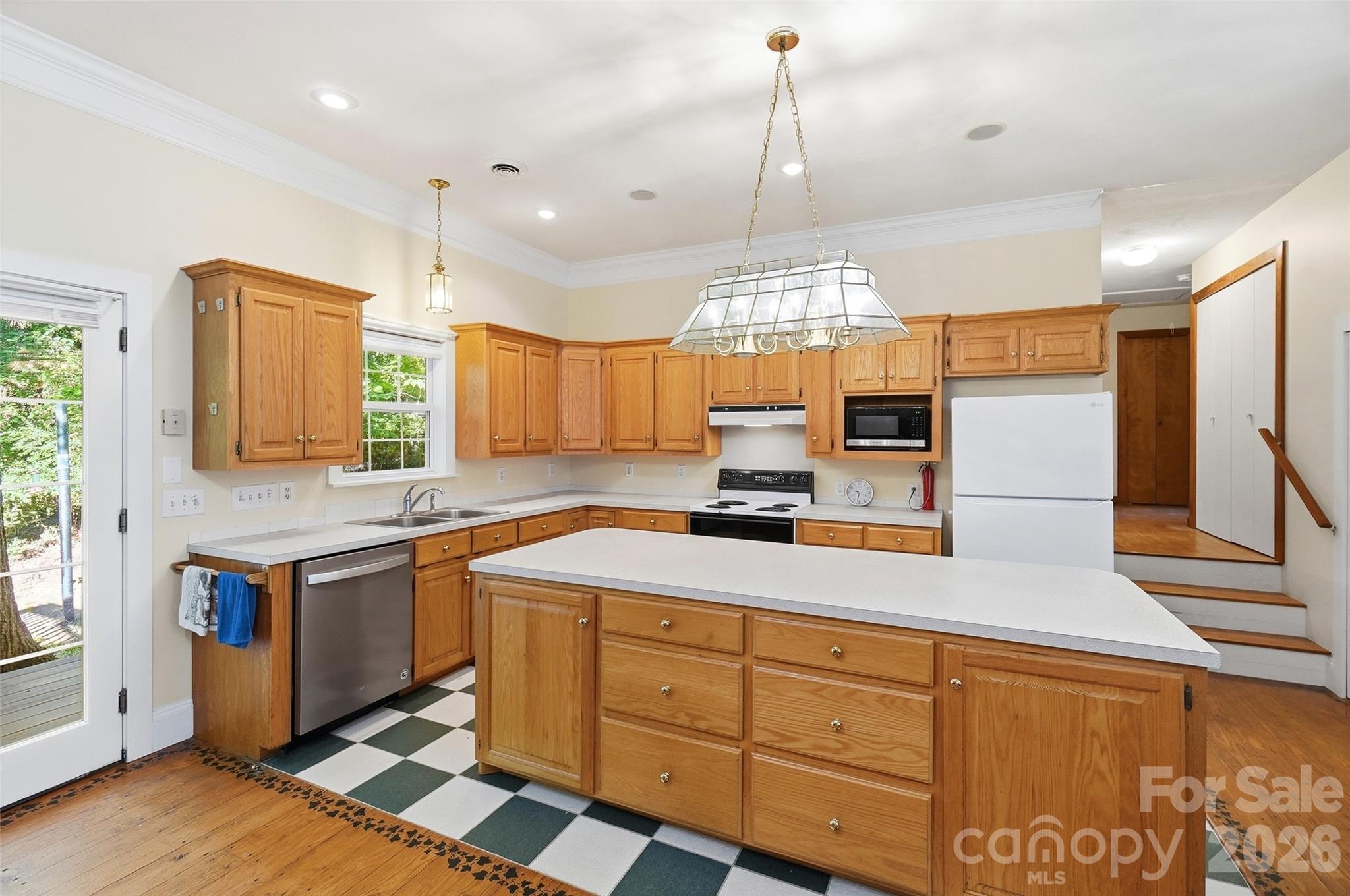 8004 Agape Lane Property Photo 19