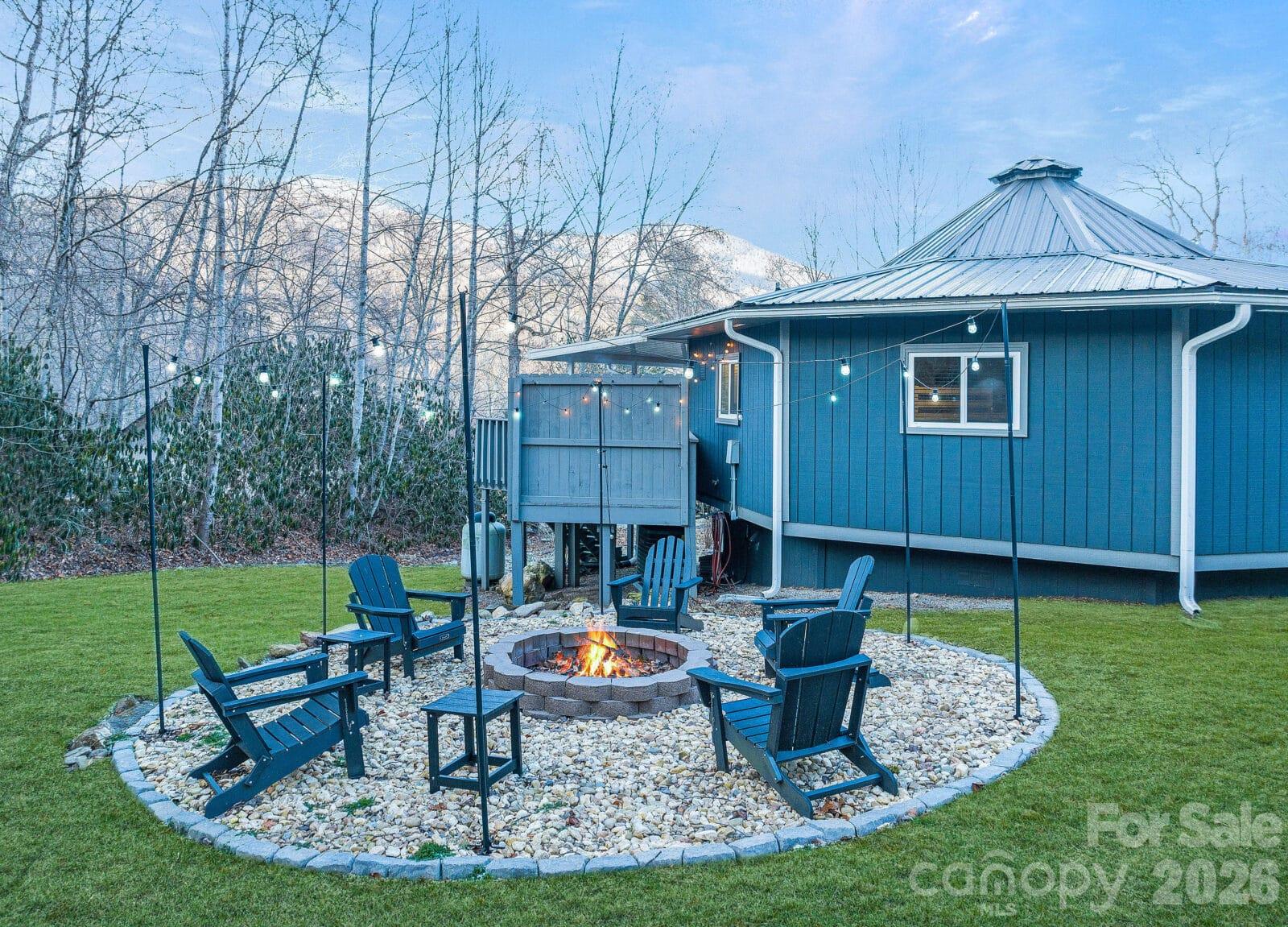 180 Hemlock Loop Property Photo 1