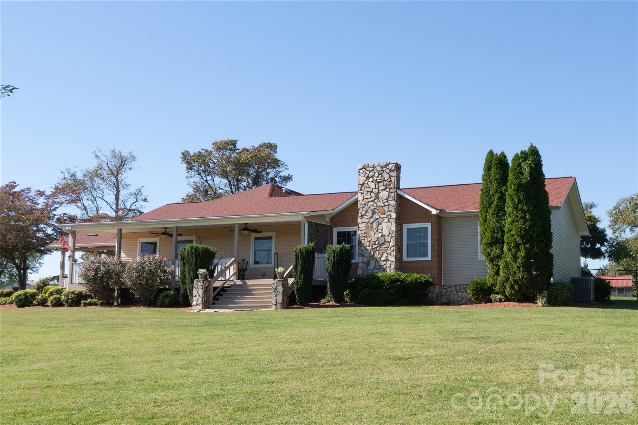 4128 Icard Ridge Road Property Photo 2