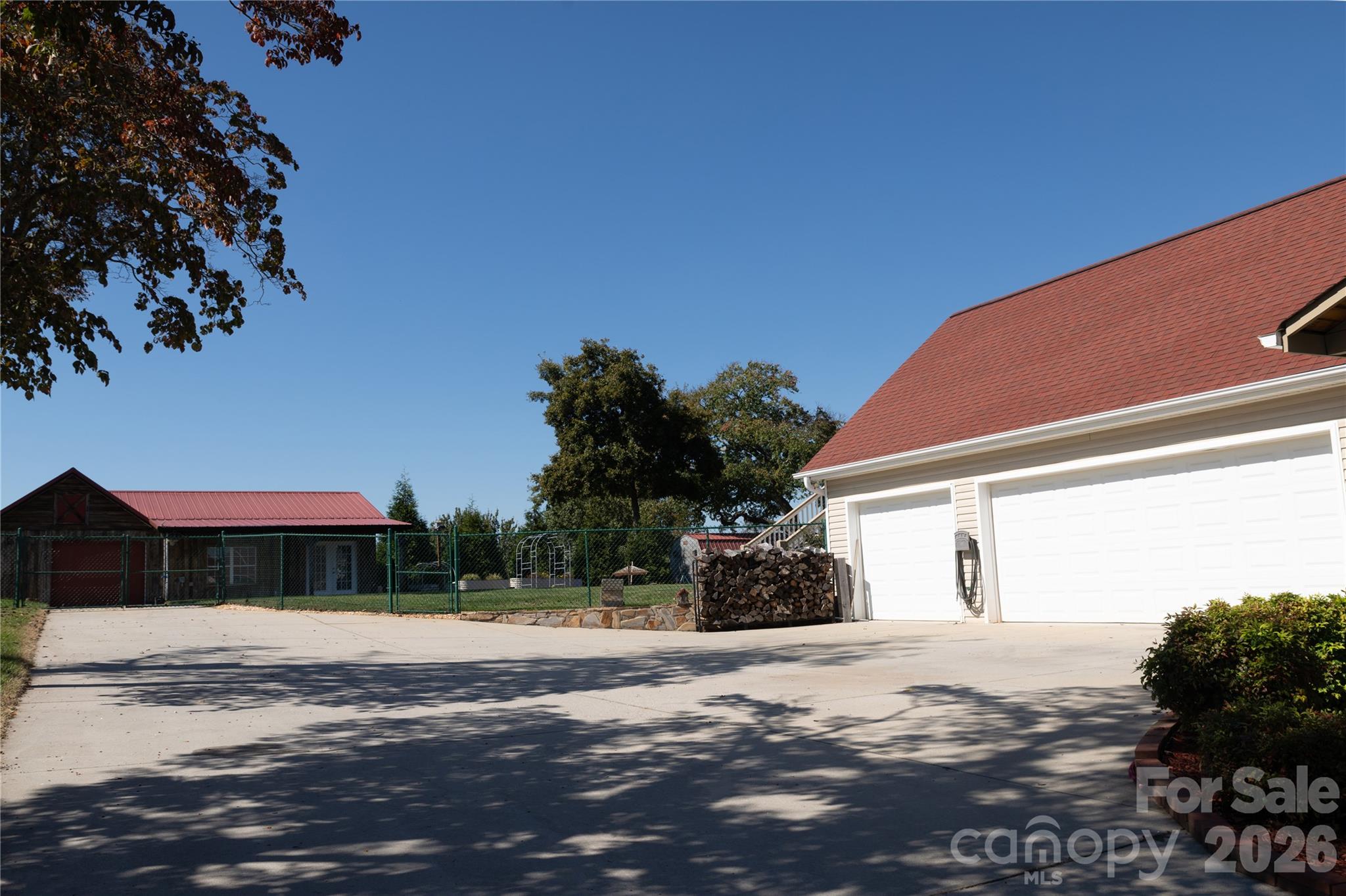 4128 Icard Ridge Road Property Photo 7