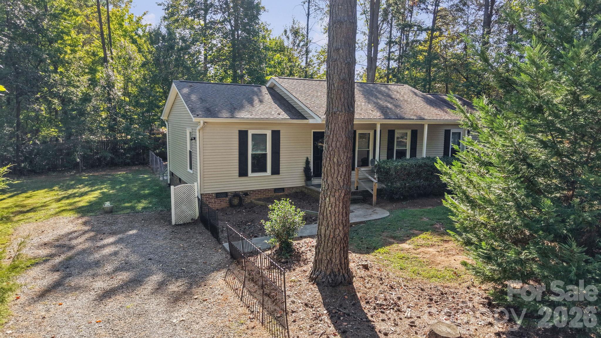 106 Brookridge Lane Property Photo 2
