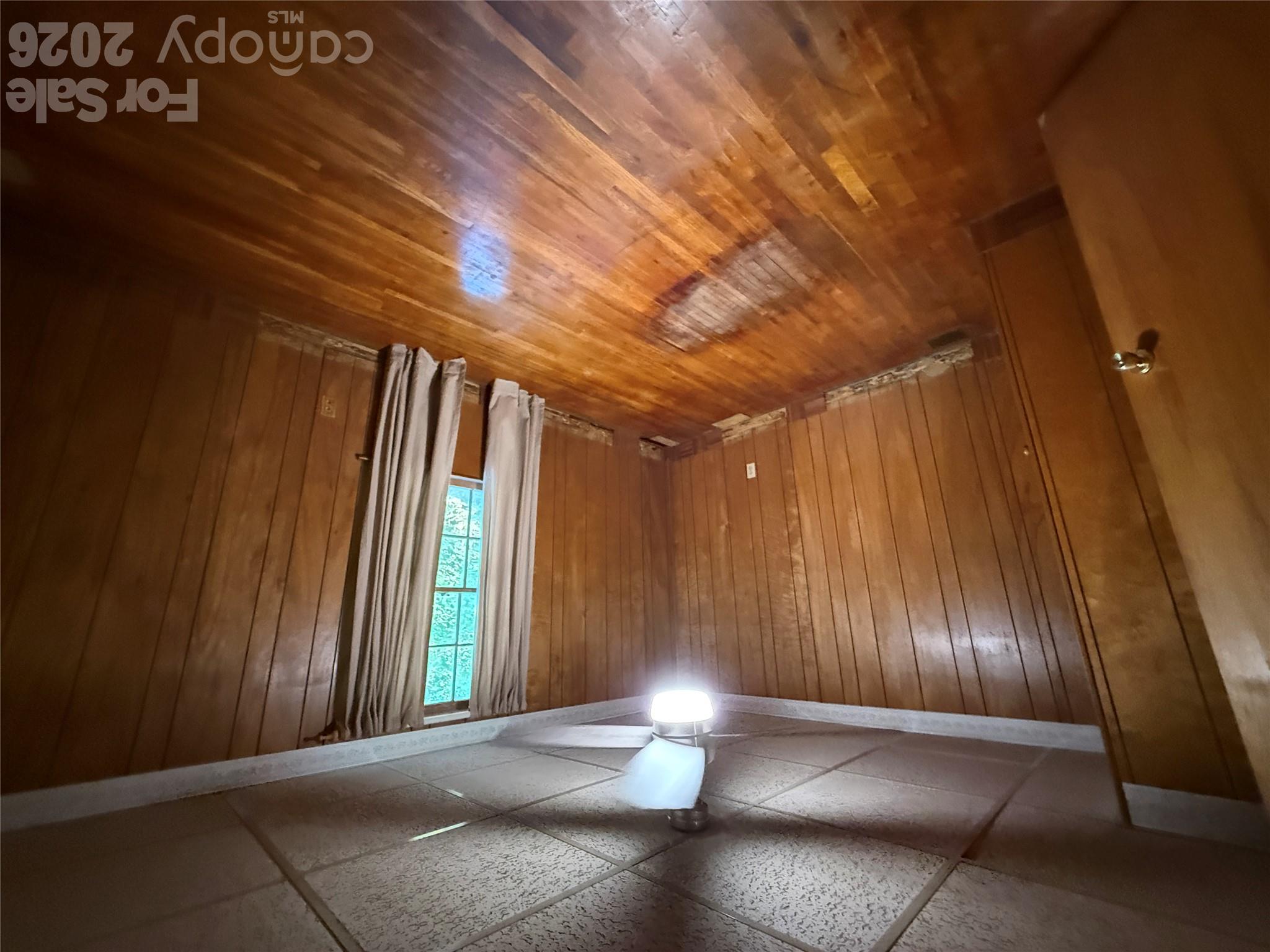 8915 Idlewild Road Property Photo 9