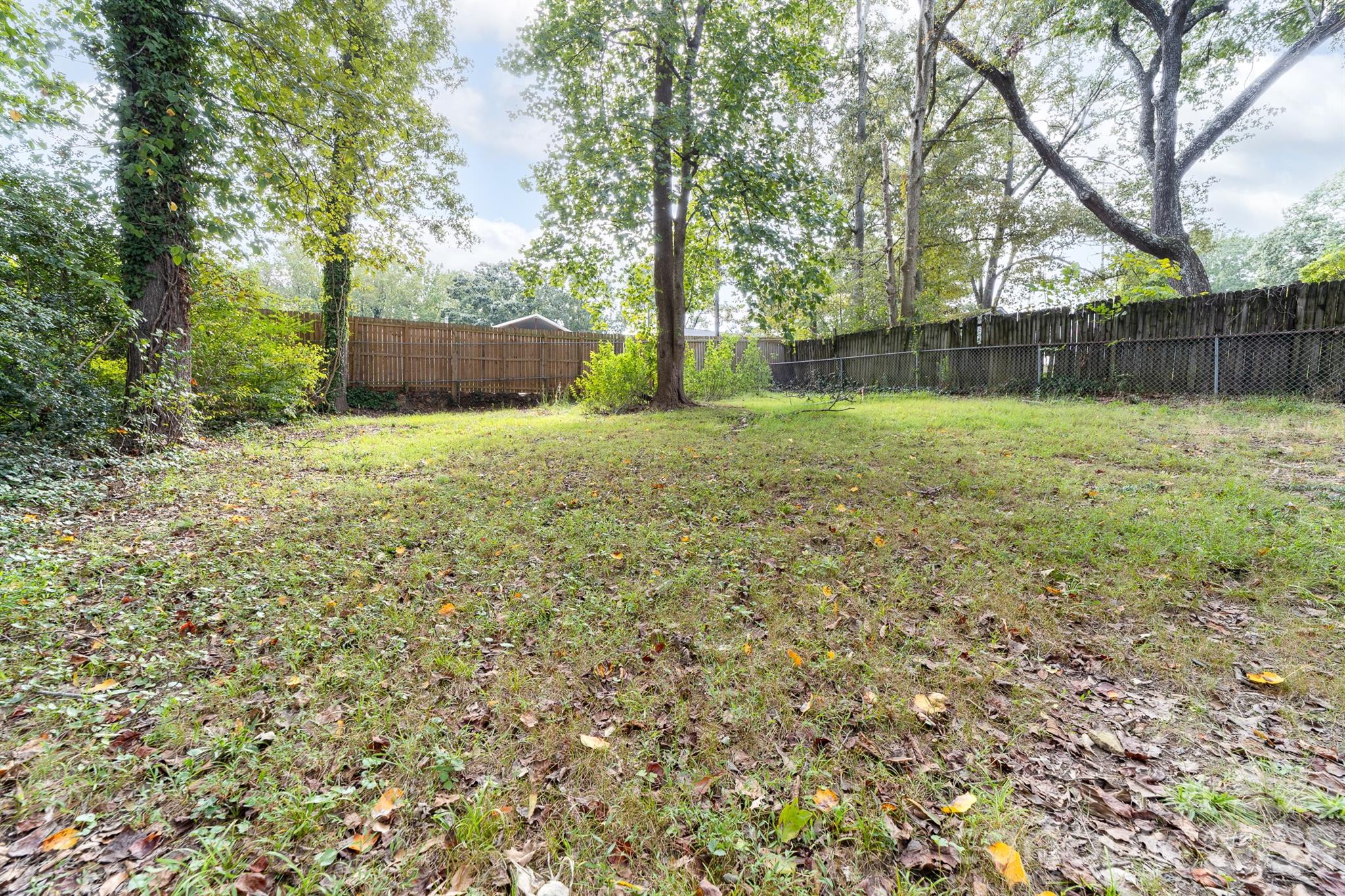 603 E 8th Avenue Property Photo 5