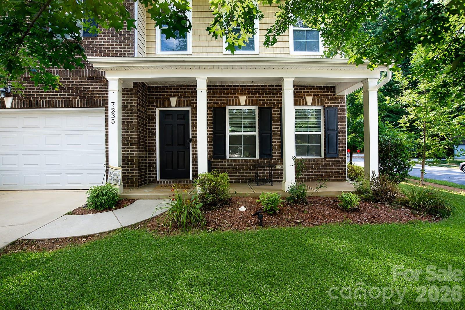 7235 Barefoot Forest Drive Property Photo 3
