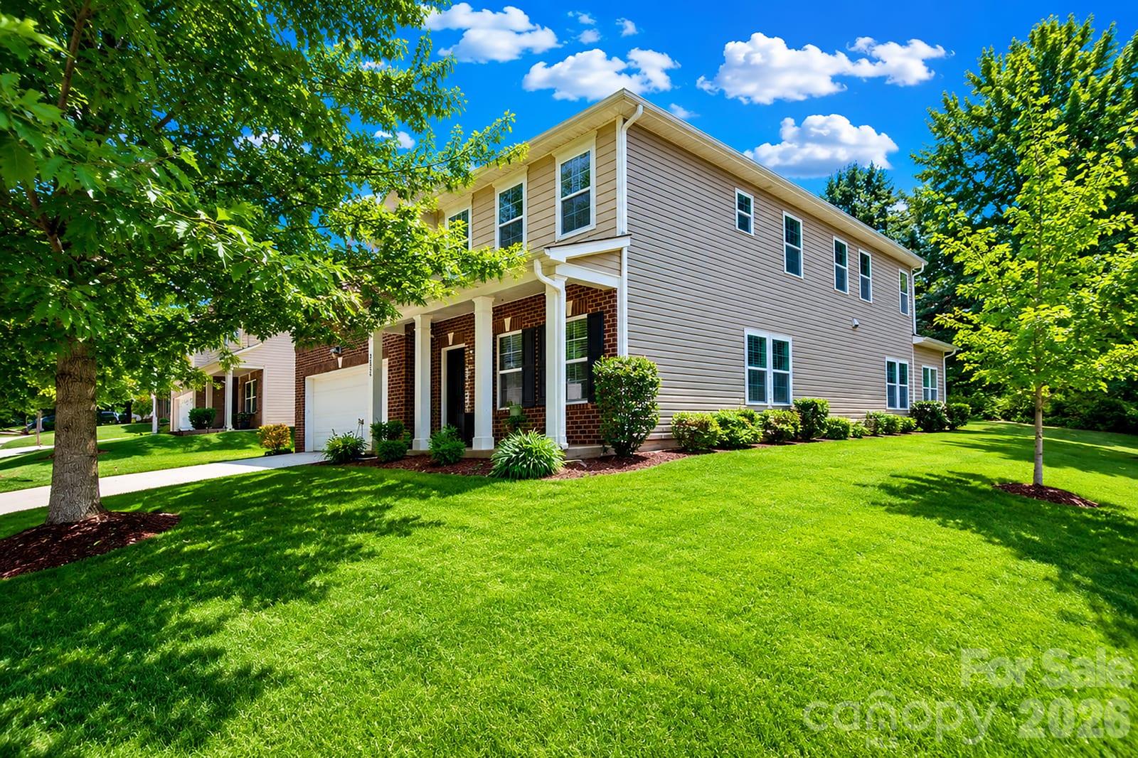 7235 Barefoot Forest Drive Property Photo 4