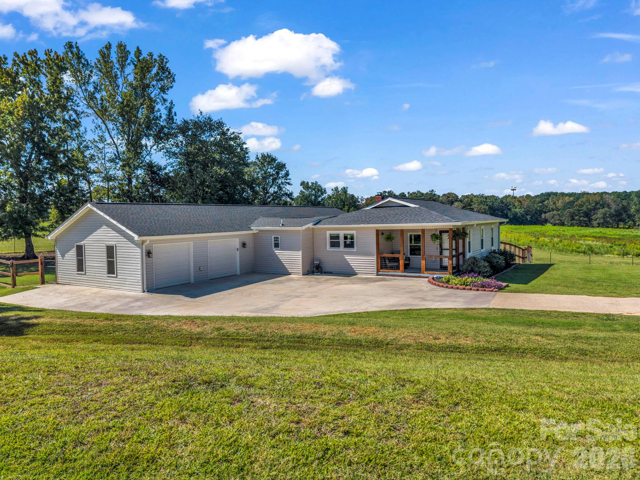 131 Burch Hutchins Road Property Photo 1