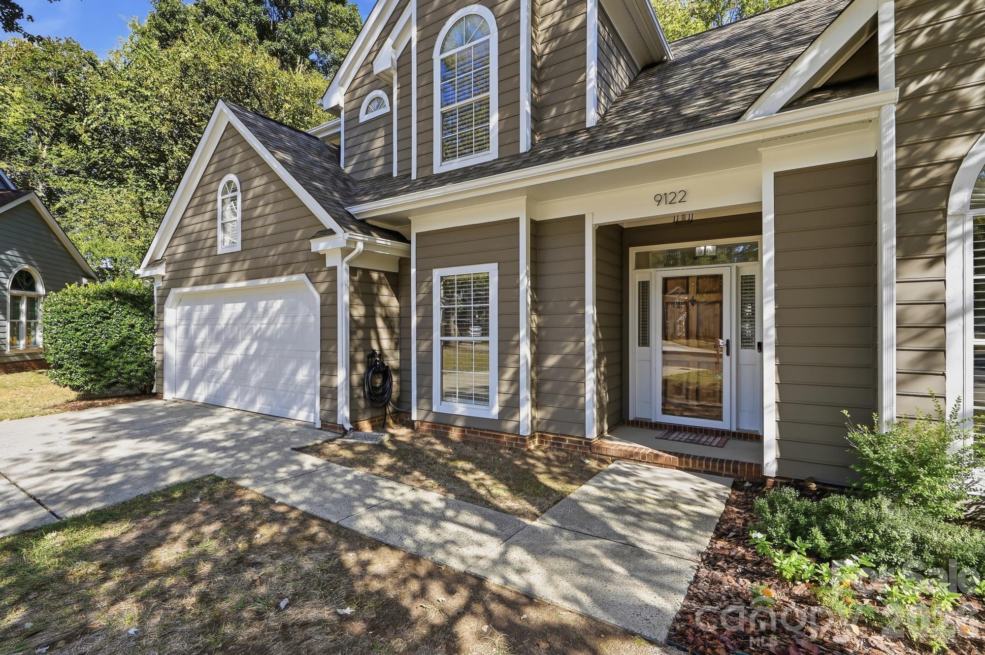 9122 Fairbridge Road Property Photo 3