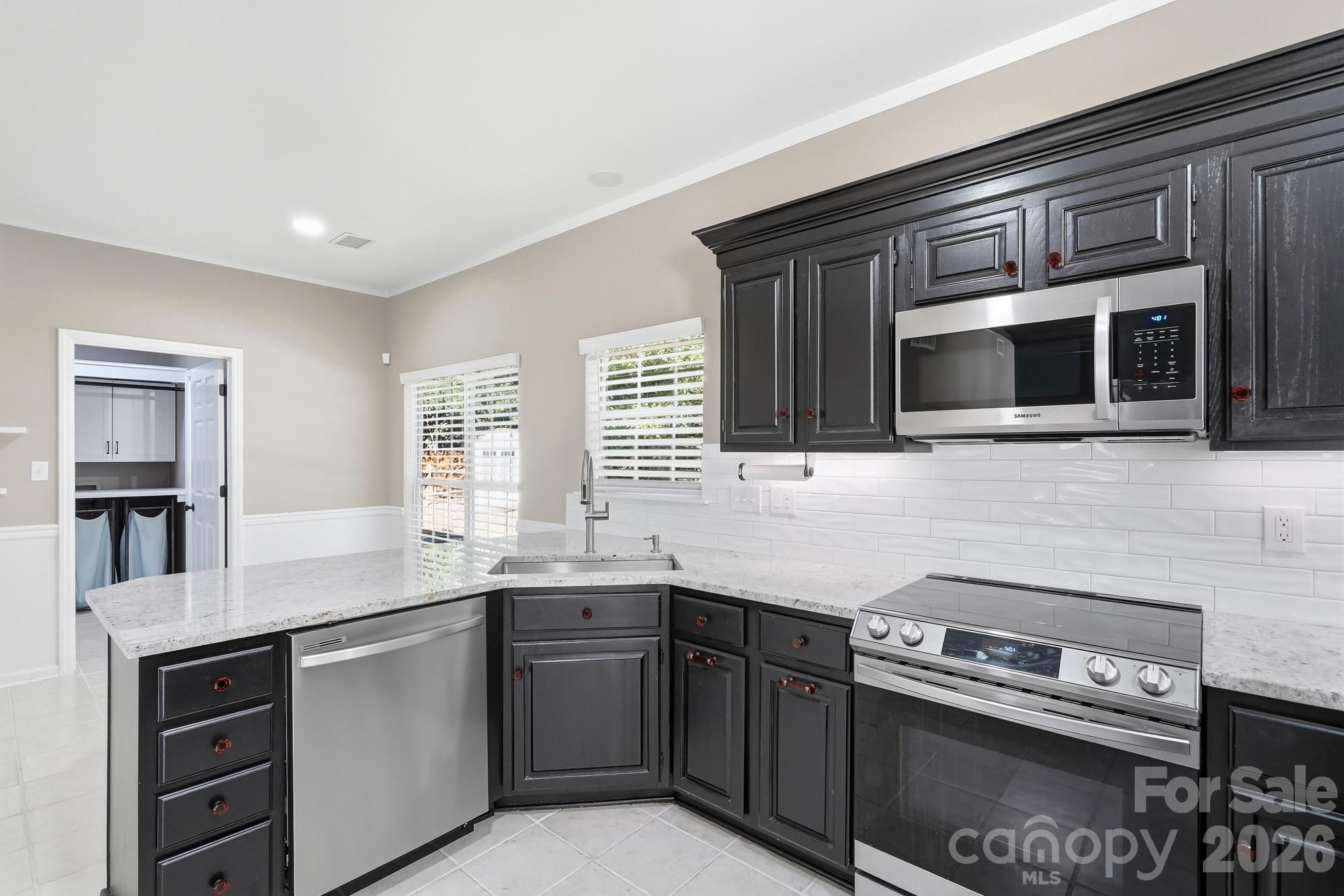 9122 Fairbridge Road Property Photo 13