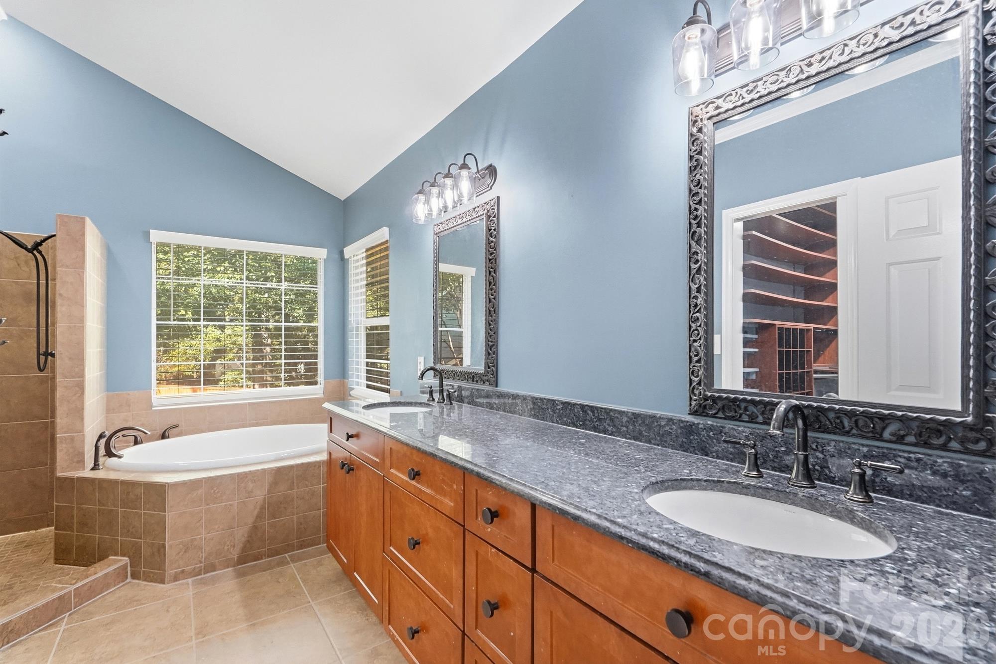 9122 Fairbridge Road Property Photo 24