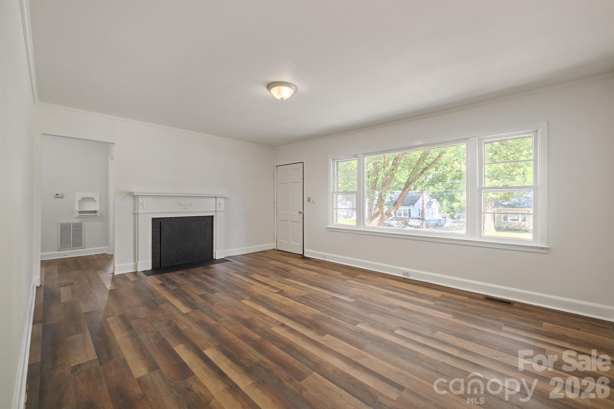 505 N Ransom Street Property Photo 5