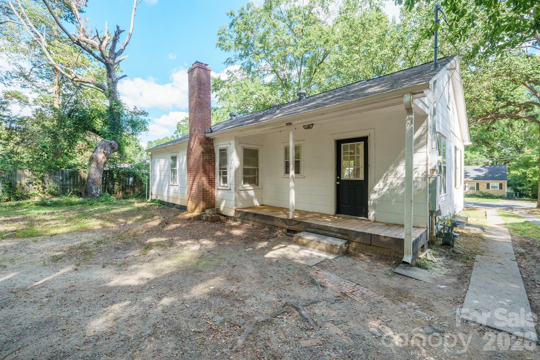 505 N Ransom Street Property Photo 27