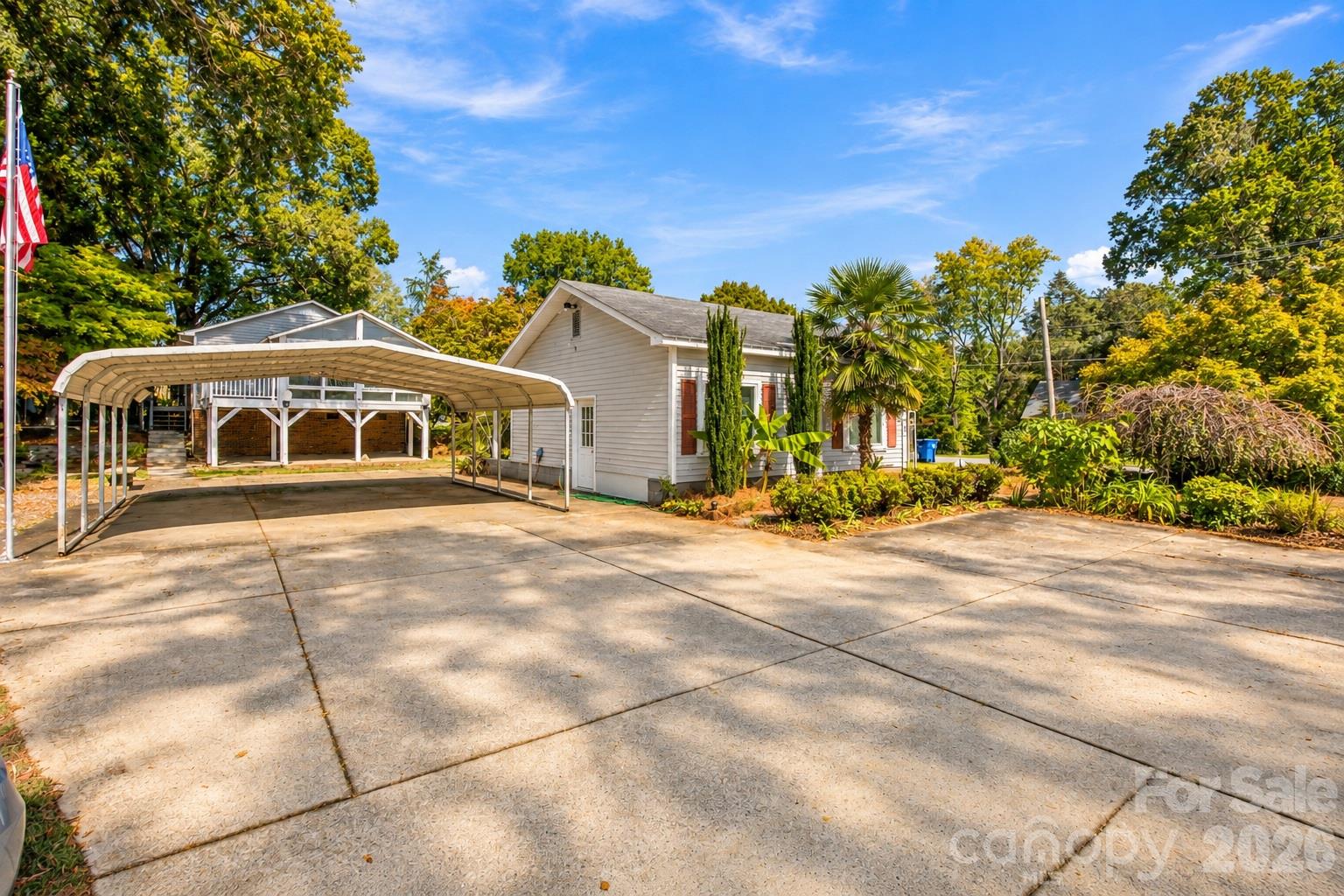 217 23rd Street Property Photo 5