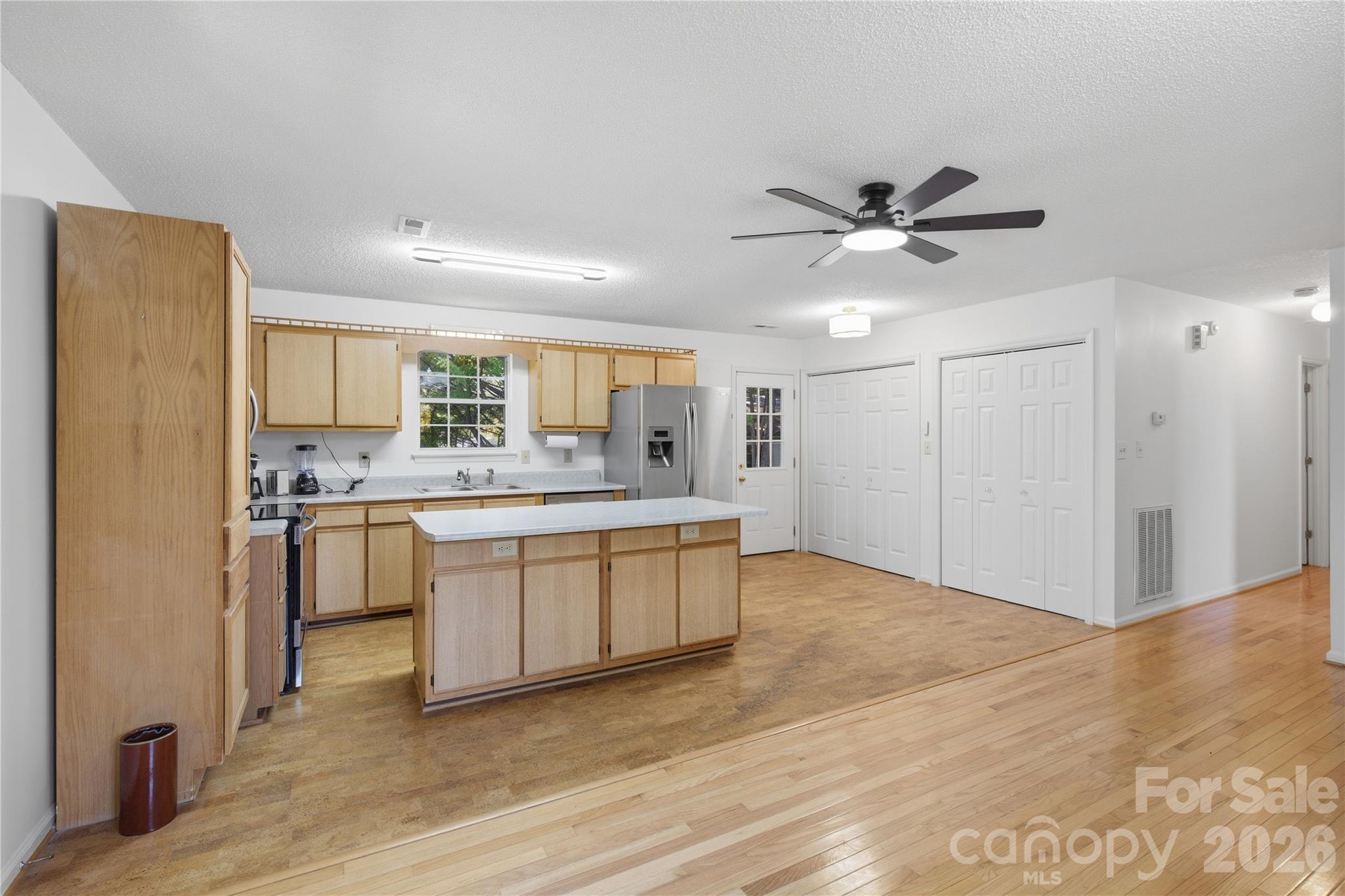 217 23rd Street Property Photo 18