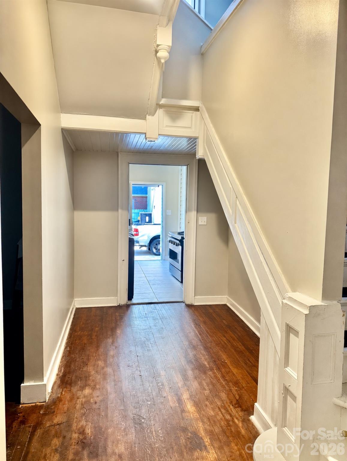 334 Davie Avenue Property Photo 21