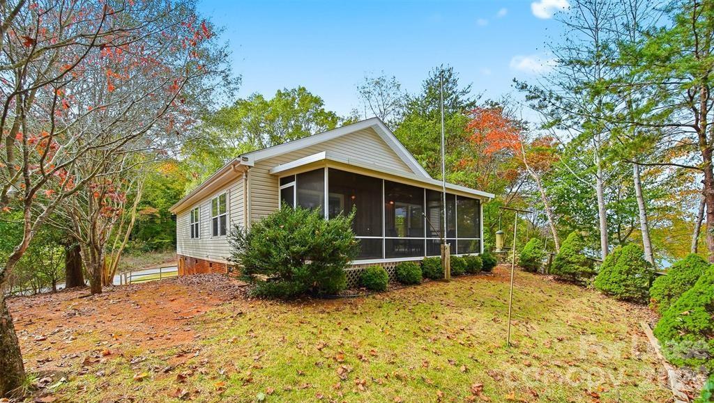 4247 Laurel Hill Road Lot 7 Property Photo 1