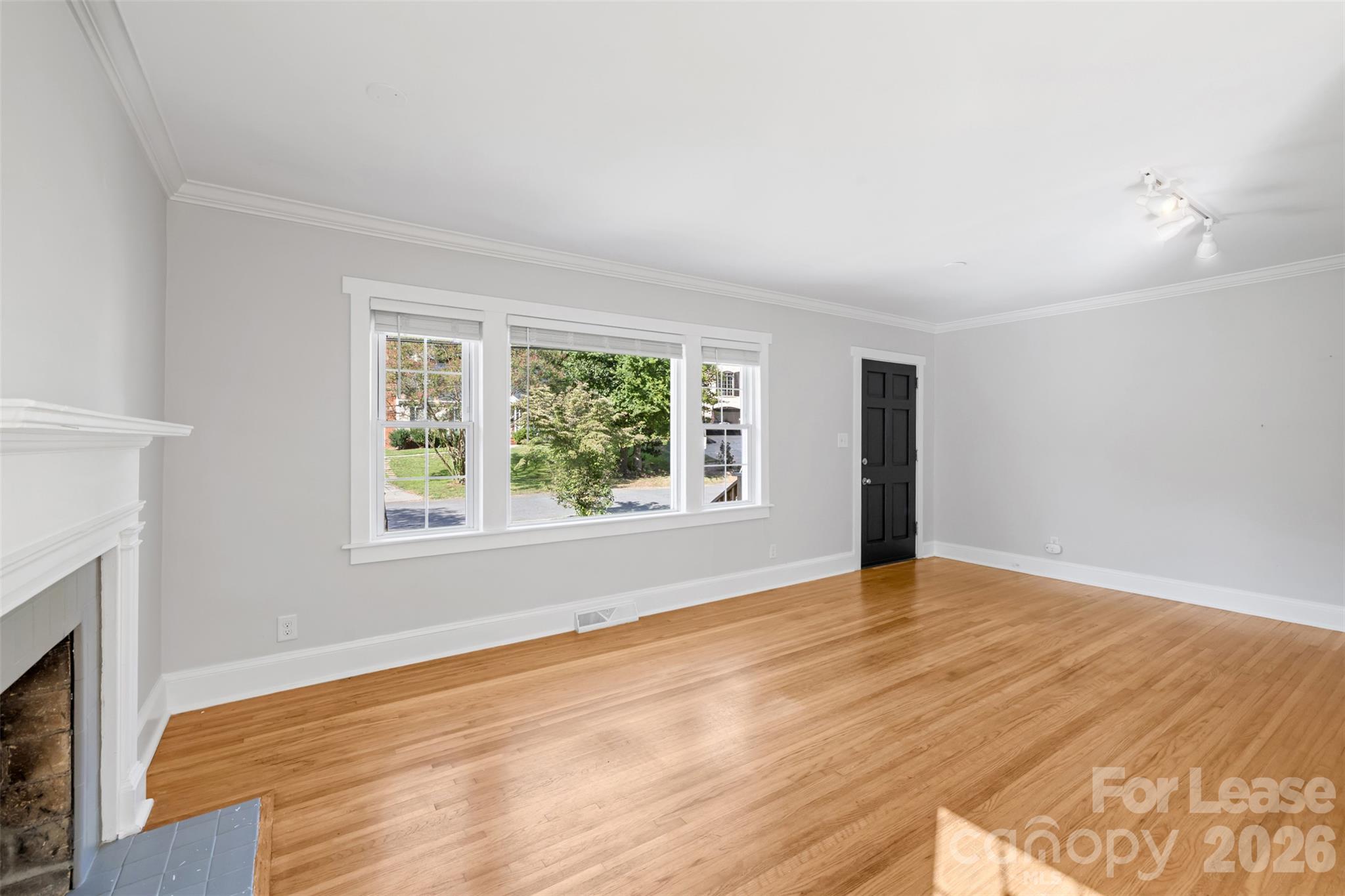2932 Hanson Drive Property Photo 5