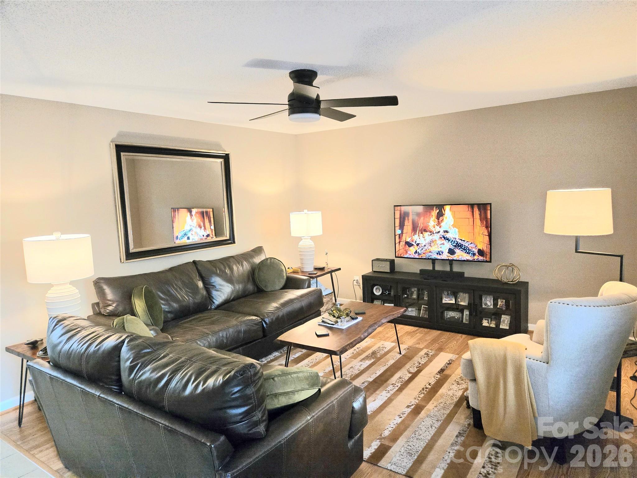 475 N Spring Avenue Property Photo 3