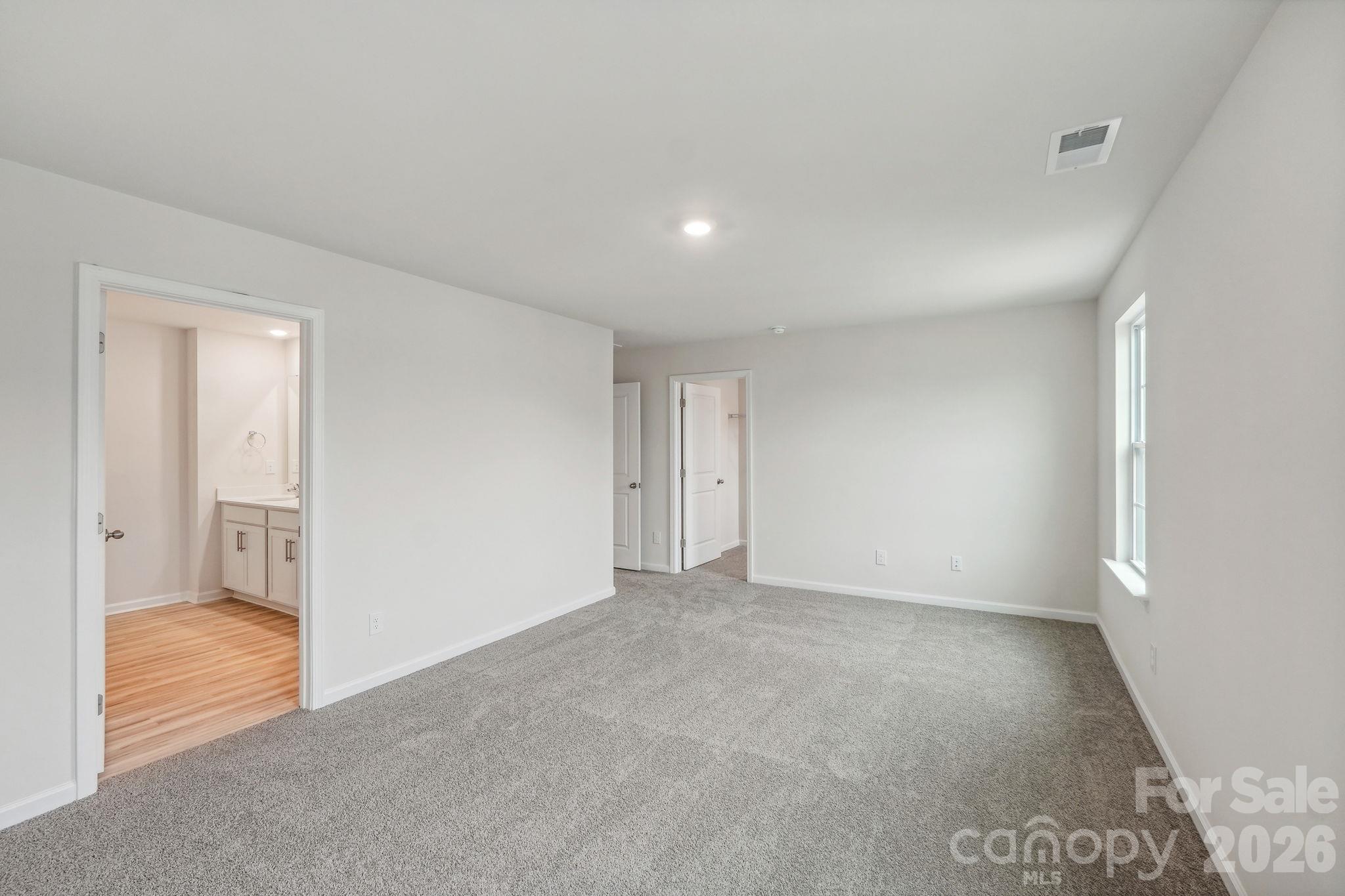68 Laurel Pointe Drive Property Photo 18