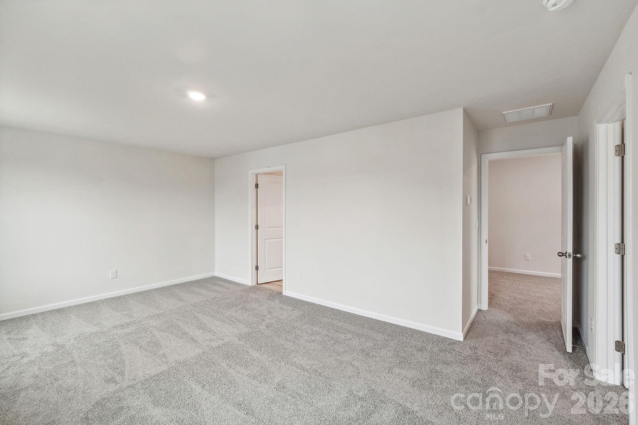 68 Laurel Pointe Drive Property Photo 20