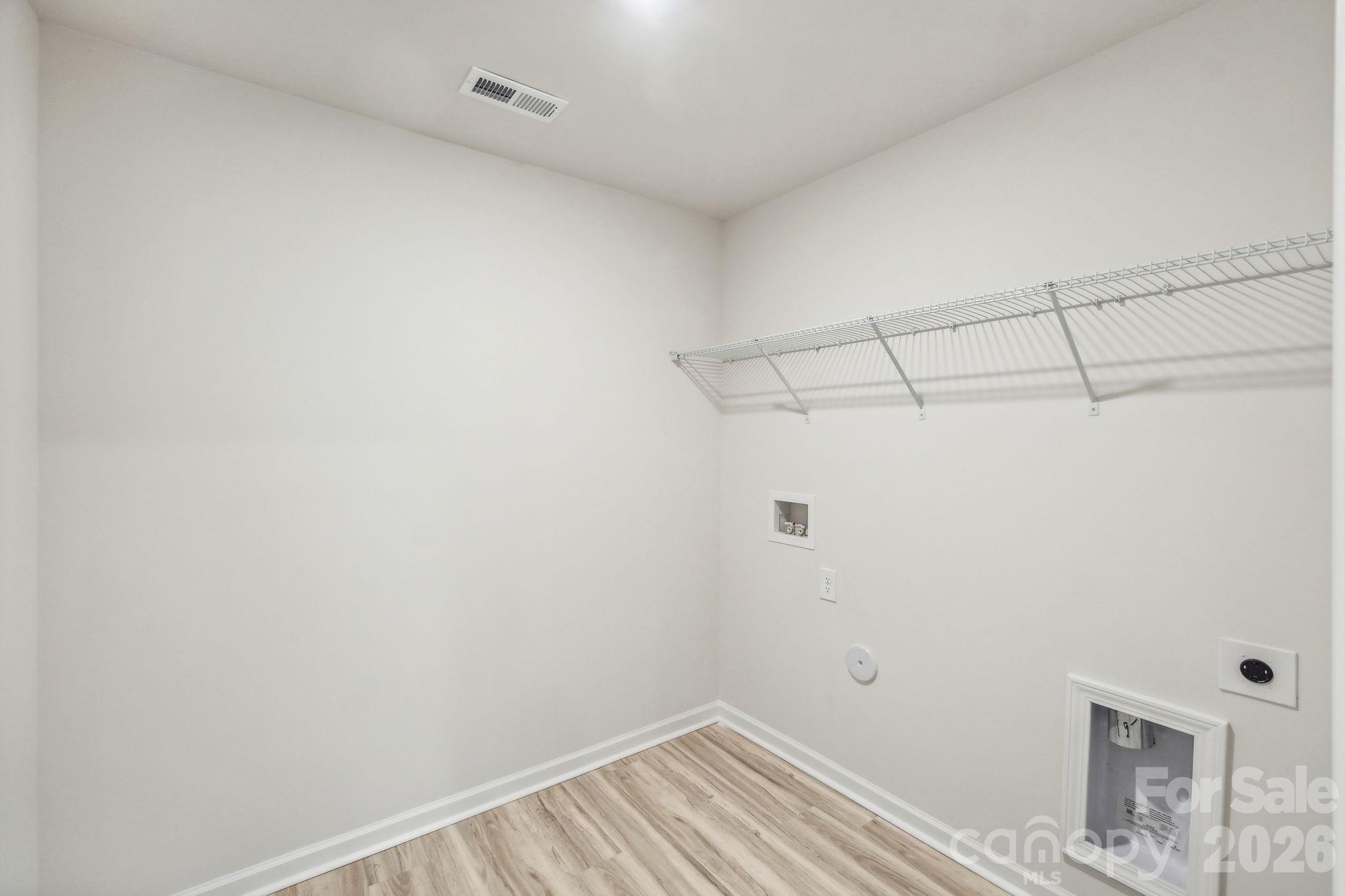 68 Laurel Pointe Drive Property Photo 24