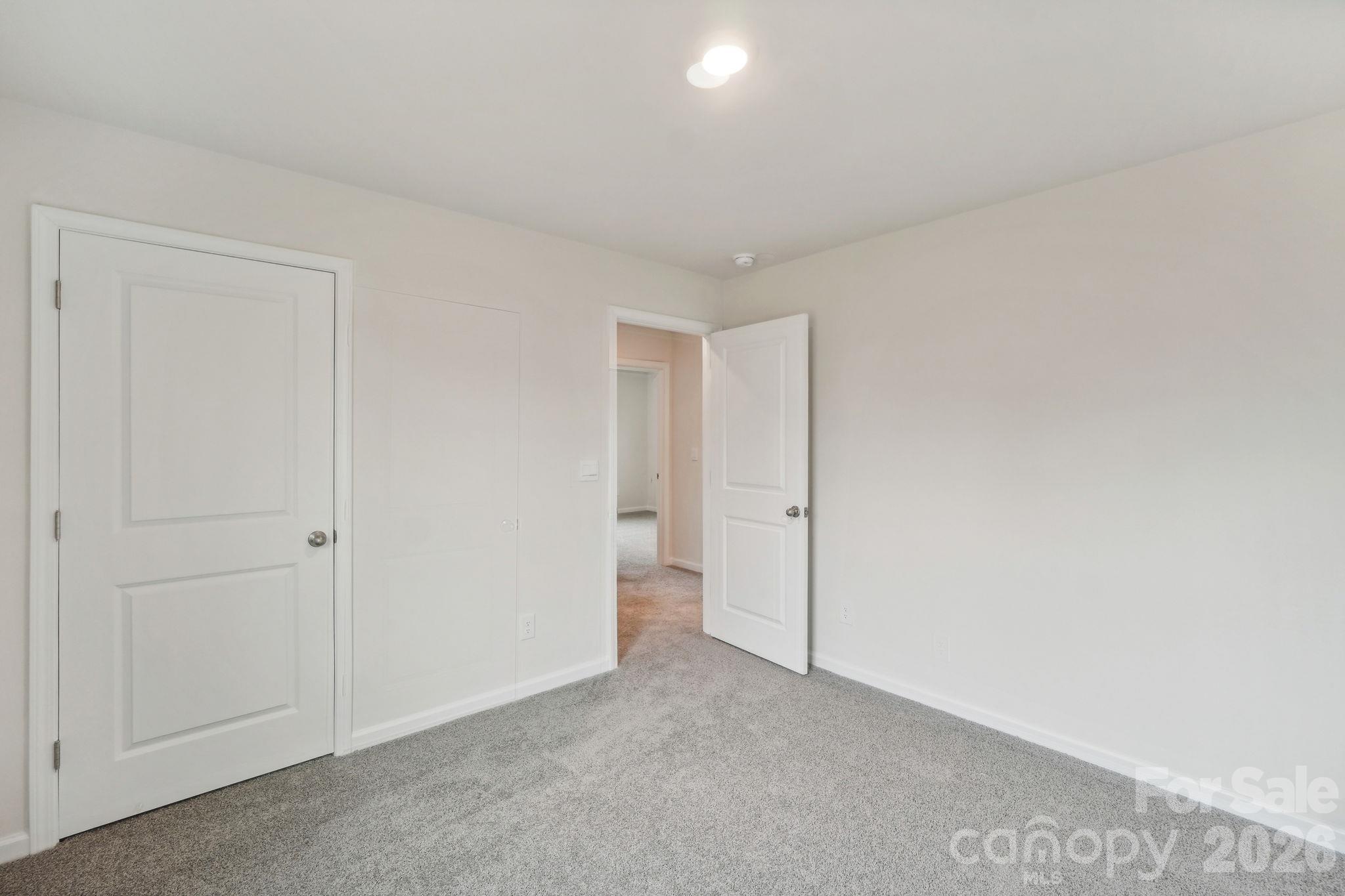 68 Laurel Pointe Drive Property Photo 27