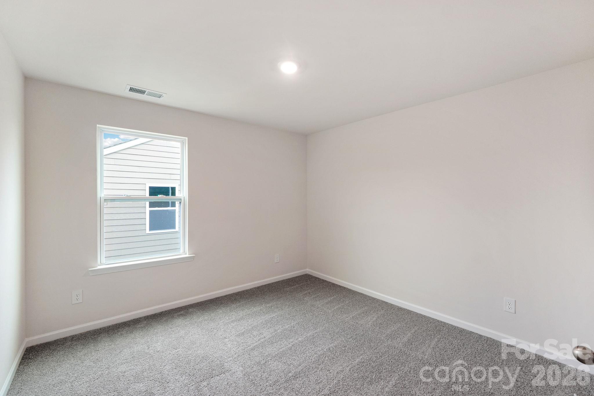 68 Laurel Pointe Drive Property Photo 28