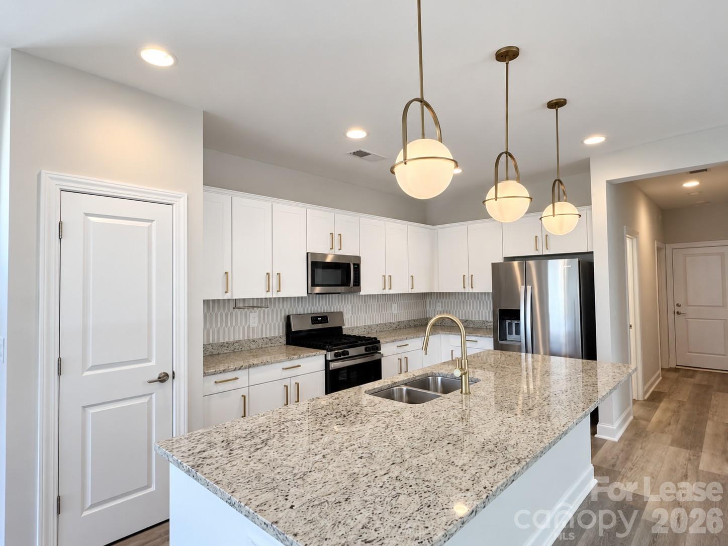 5968 Pier Drive Property Photo 3