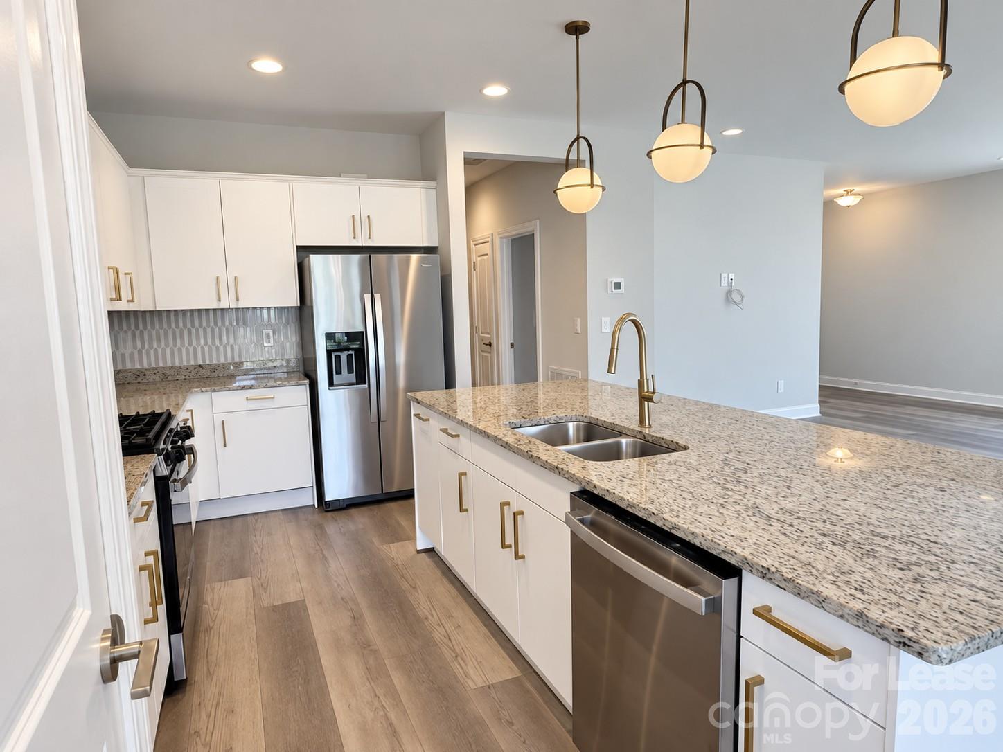 5968 Pier Drive Property Photo 6