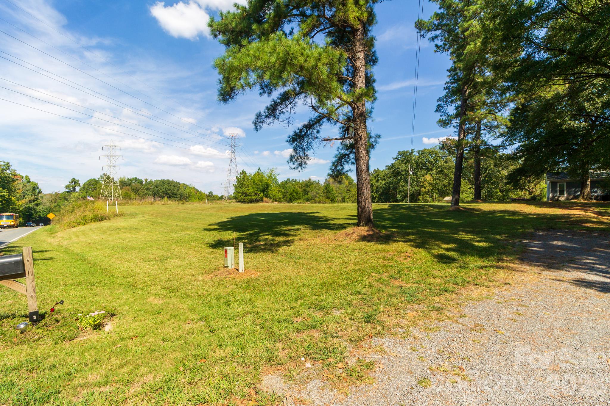 1960 Pleasant Road Property Photo 5