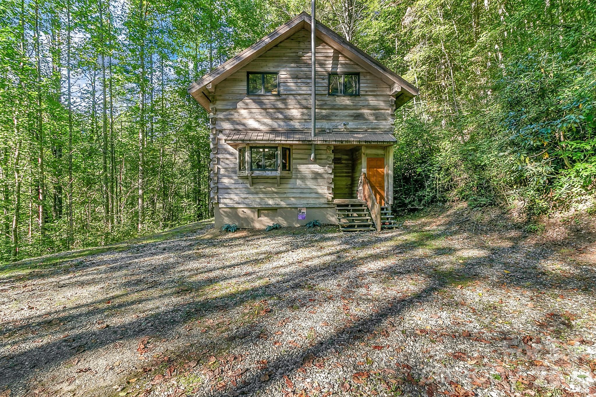 8579 Big Pine Road Property Photo 1